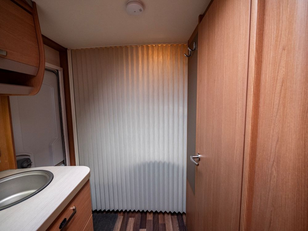 Knaus-Sport 400 LK *Taksäng *Truma-(2013)-2930345