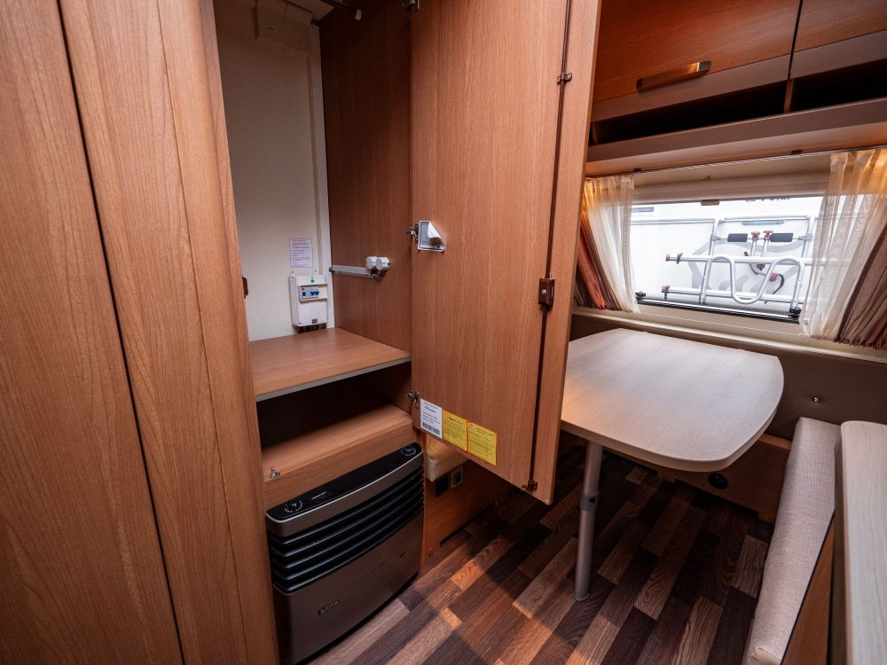 Knaus-Sport 400 LK *Taksäng *Truma-(2013)-2930346