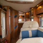 Carthago-CHIC C-LINE I 4.2 *Truma *Dubbelbädd *Solcell-(2009)-2932204