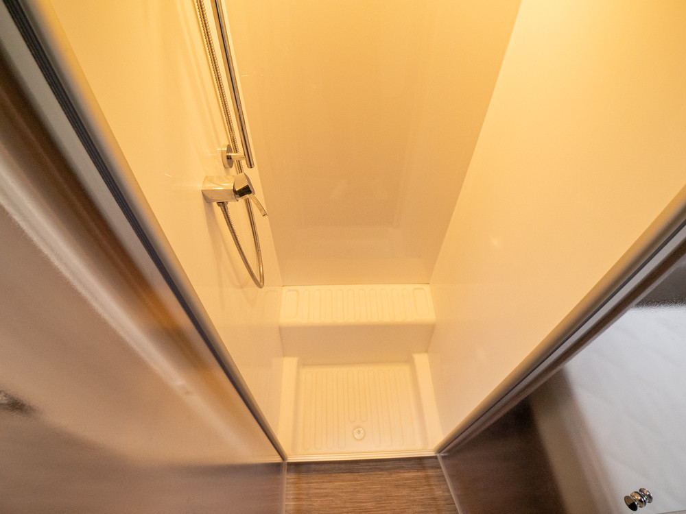 Hobby-560 FFE DE LUXE *Förtält *Dubbelbädd *Truma-(2014)-2928857