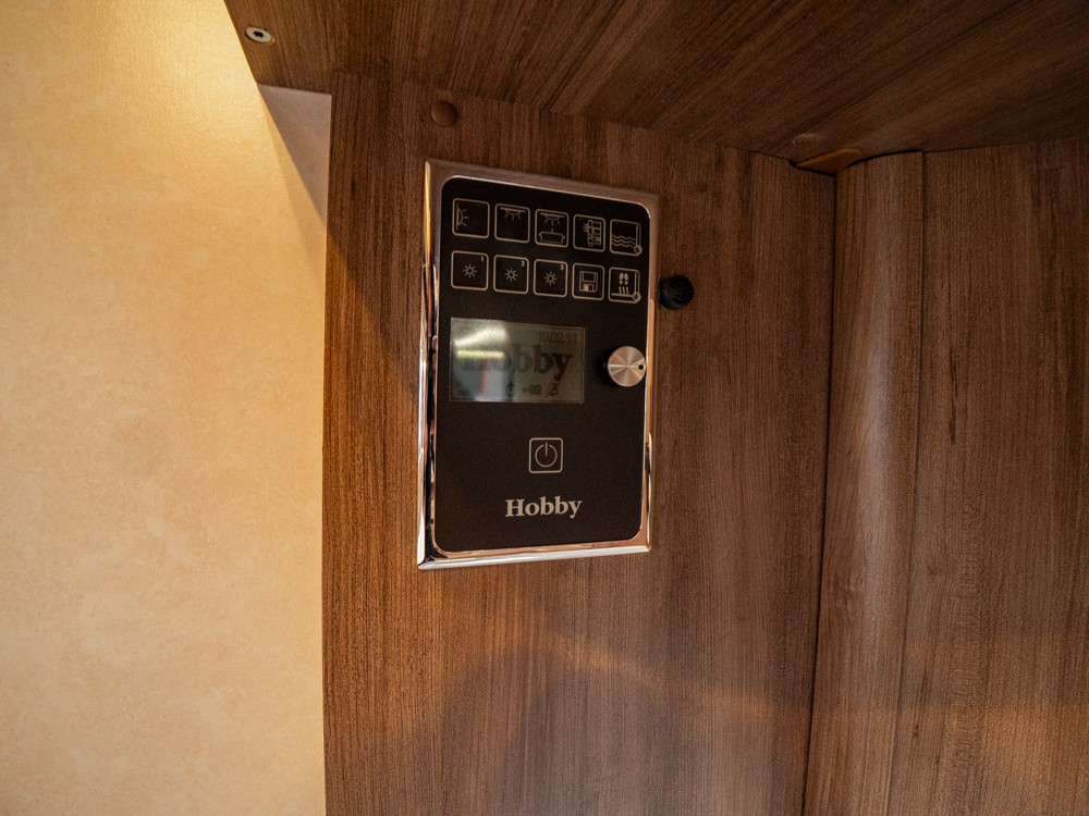 Hobby-560 FFE DE LUXE *Förtält *Dubbelbädd *Truma-(2014)-2928852