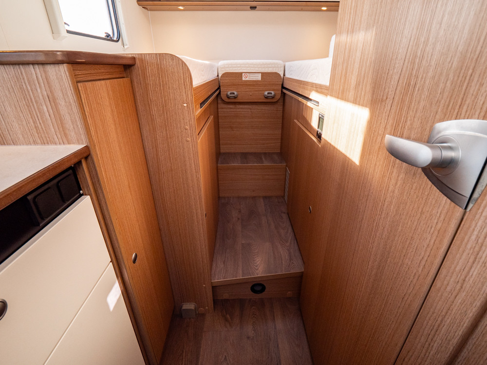 Capron-V66 / V337 *Truma *Golvvärme-(2022)-2934157