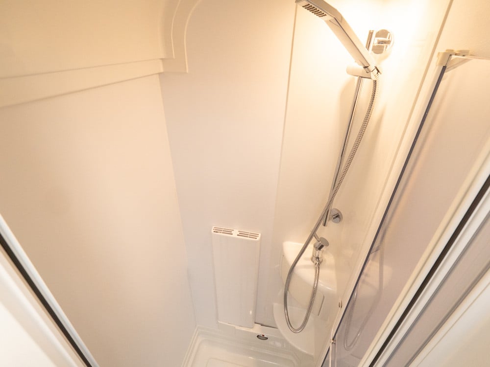 Adria-CORAL 670SLT *Långbäddar *Alde *Solcell-(2019)-2918424