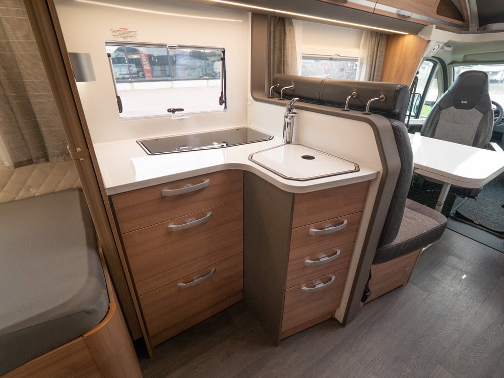 Adria-CORAL 670SLT *Långbäddar *Alde *Solcell-(2019)-2918413