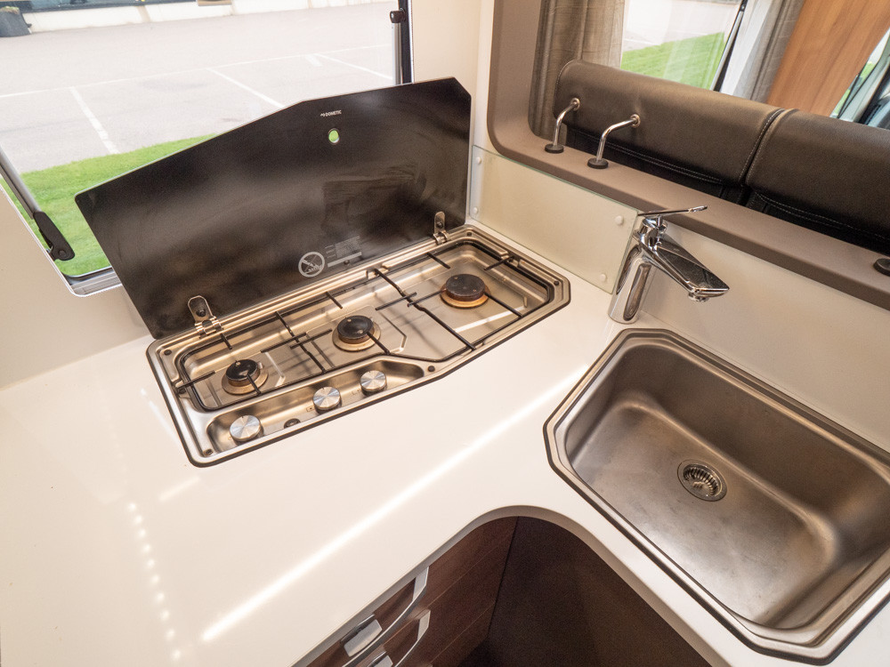 Adria-CORAL 670SLT *Långbäddar *Alde *Solcell-(2019)-2918414