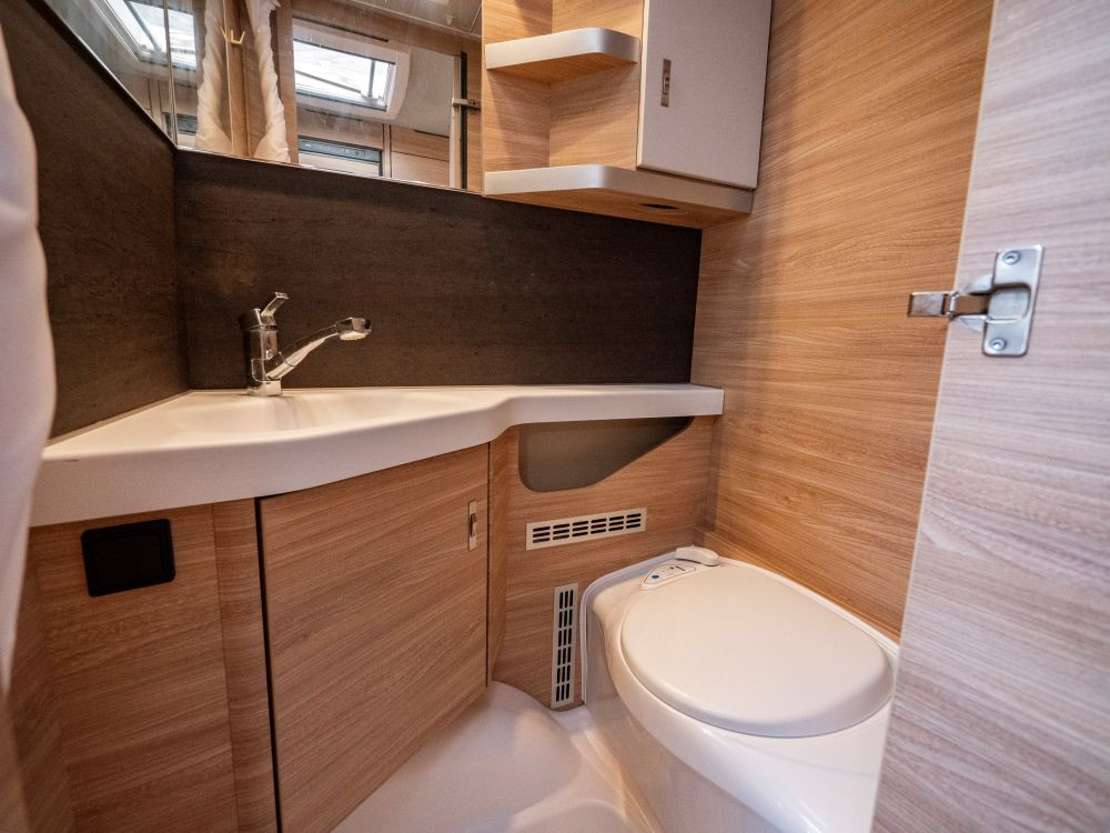 Knaus-Südwind 540 UE *Långbäddar *Förtält *Mover-(2020)-2948816