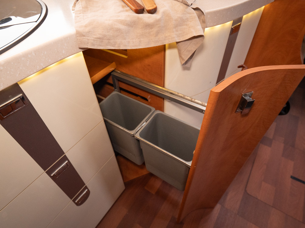 5 LE *Långbäddar *Kamkedja-(2014)-2947006