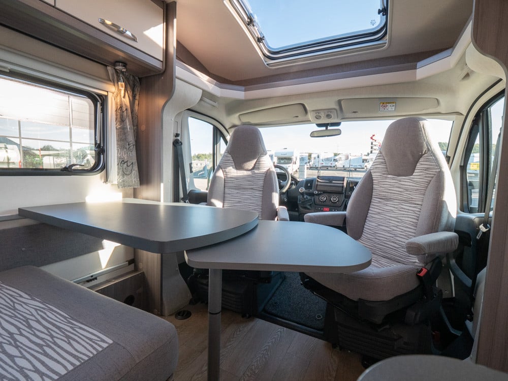 Hobby-Optima On Tour 65 GE *Långbäddar *AC bodel-(2023)-2937795