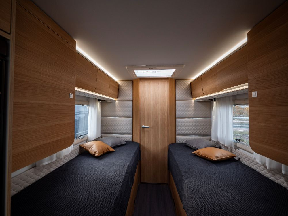 Adria-CORAL 670SLT *Automat *Solcell *Truma-(2022)-2946967