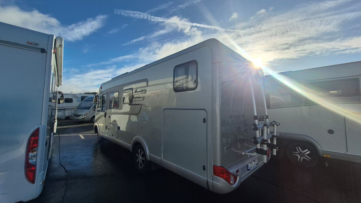 Hymer-B 678 ED-S *Långbäddar *ALDE *Solcell-(2013)-2921415