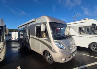 Hymer-B 678 ED-S *Långbäddar *ALDE *Solcell-(2013)-2921416
