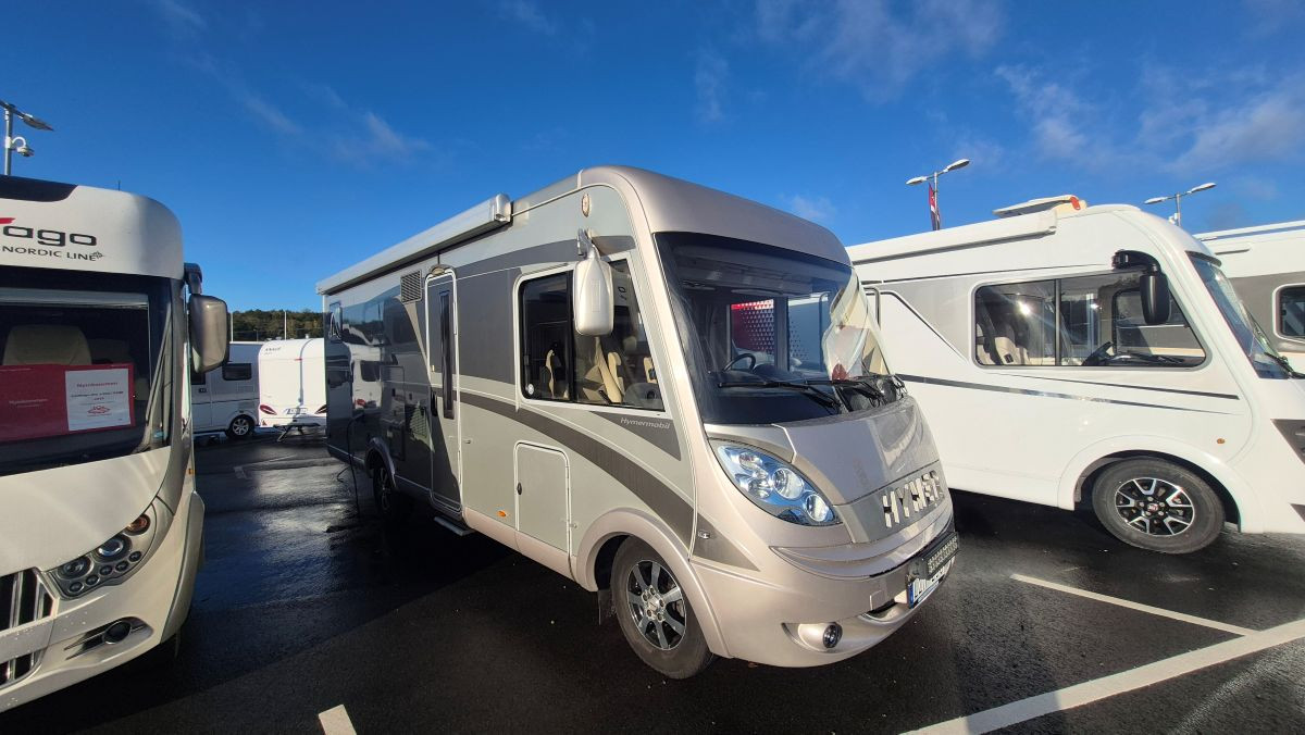 Hymer-B 678 ED-S *Långbäddar *ALDE *Solcell-(2013)-2921416