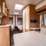 Hobby-460 LU DE LUXE *Långbäddar *1300kg-(2019)