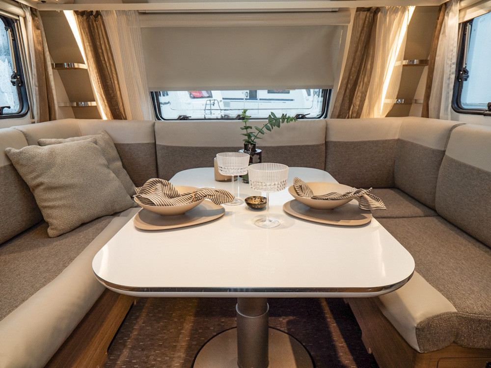 Adria-ADORA 753 UC *Queenbädd *ALDE-(2017)-2970369