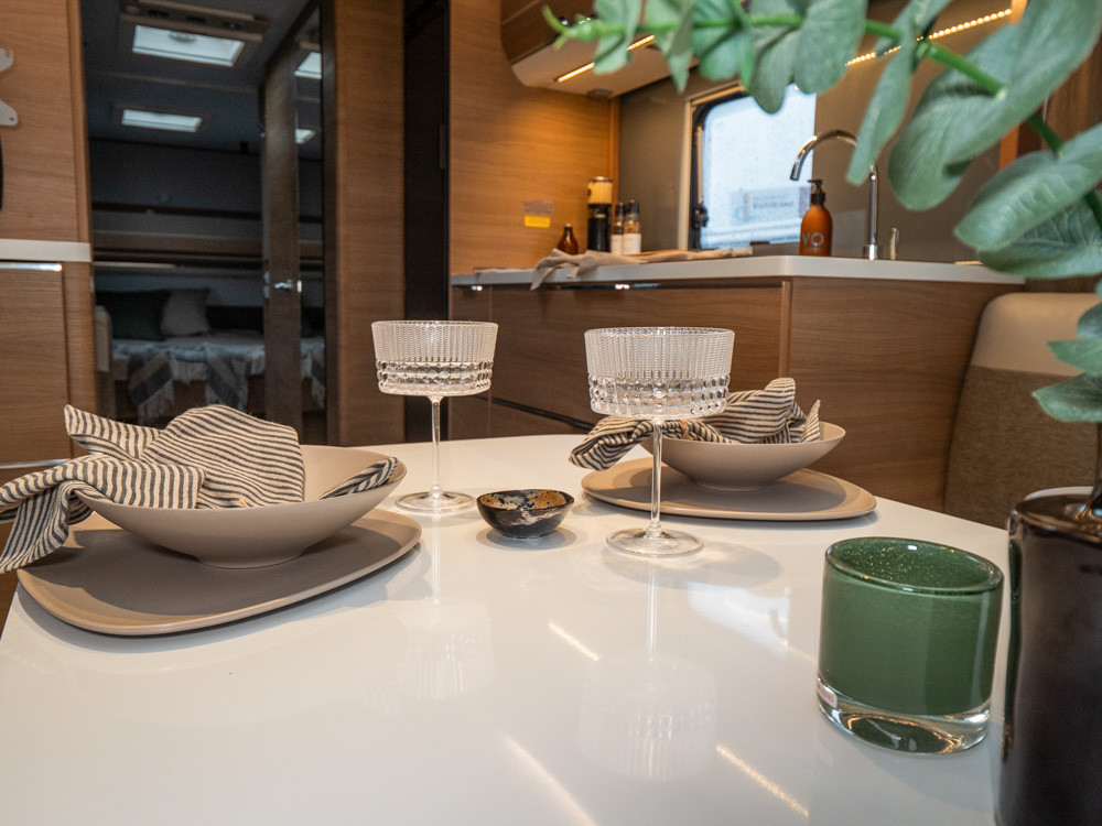 Adria-ADORA 753 UC *Queenbädd *ALDE-(2017)-2970370