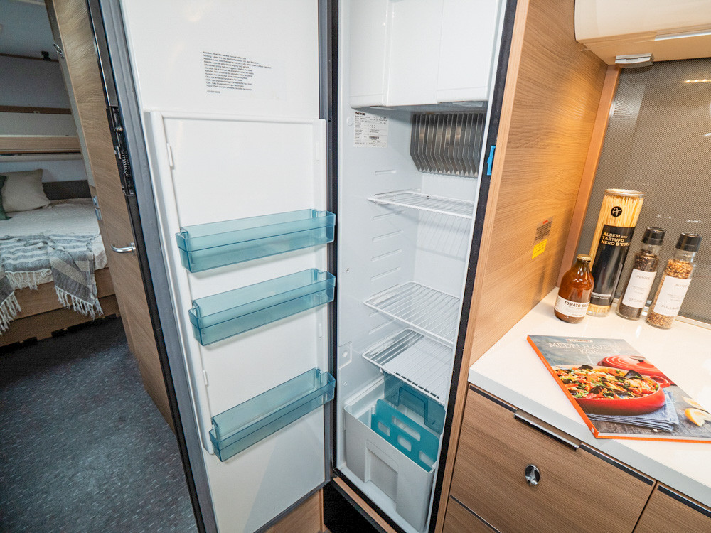 Adria-ADORA 753 UC *Queenbädd *ALDE-(2017)-2970374