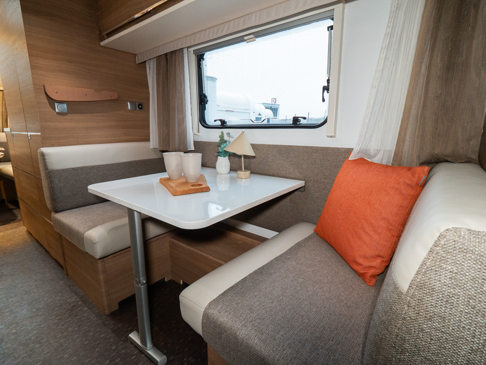 Adria-ADORA 753 UC *Queenbädd *ALDE-(2017)-2970375