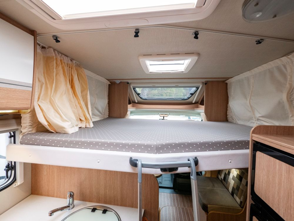 Sunlight-T 68 *Långbäddar *Taksäng-(2015)-2956557