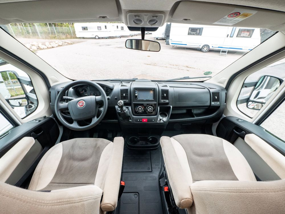 Sunlight-T 68 *Långbäddar *Taksäng-(2015)-2956565