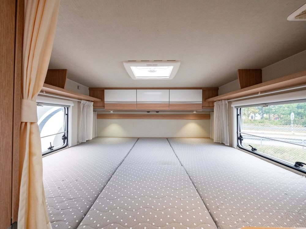 Sunlight-T 68 *Långbäddar *Taksäng-(2015)-2956554