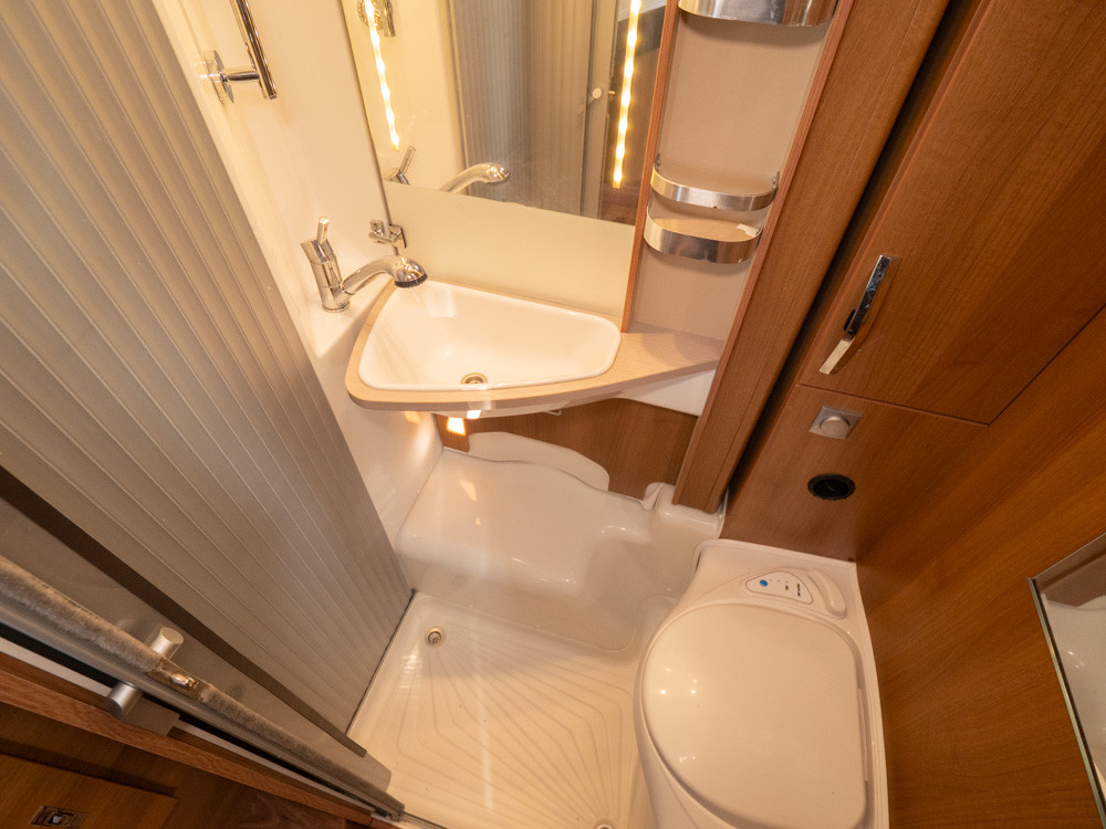 Knaus-Van I 550 MD *Automat *Truma *3500kg *Under 6m-(2018)-2971622