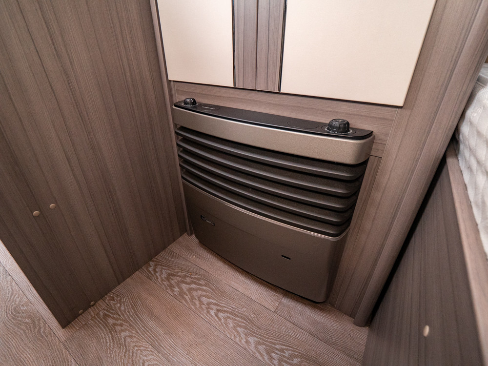 Hobby-390 SF-(2019)-2966303