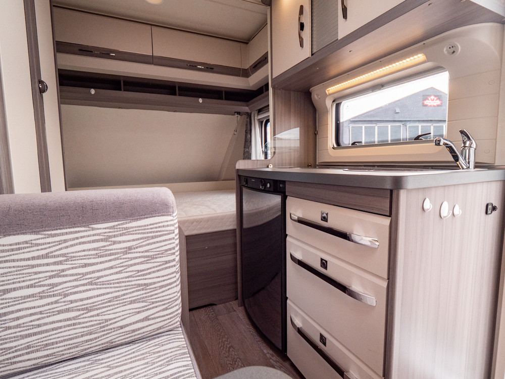 Hobby-390 SF-(2019)-2966294