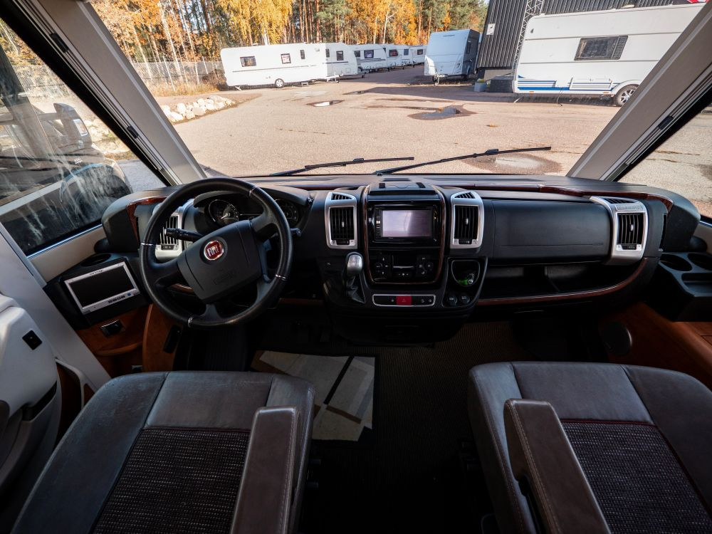 Carthago-CHIC C-LINE I 4.9 *Automat *Långbäddar *Kamkedja-(2016)-2956538