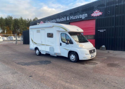 McLouis-MC4-32 *Toalett bak *Taksäng *Truma-(2012)-2954986