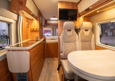 Knaus-Van tourer *Automat *Solcell-(2016)-2973379