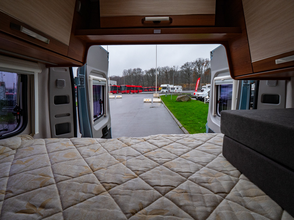 Knaus-Van tourer *Automat *Solcell-(2016)-2973395