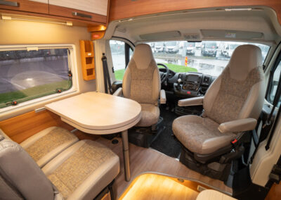 Knaus-Van tourer *Automat *Solcell-(2016)-2973380