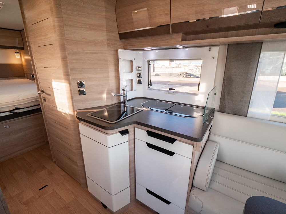 Rapido-8096 DF *Queenbädd *AC bodel *Automat-(2021)-2956623