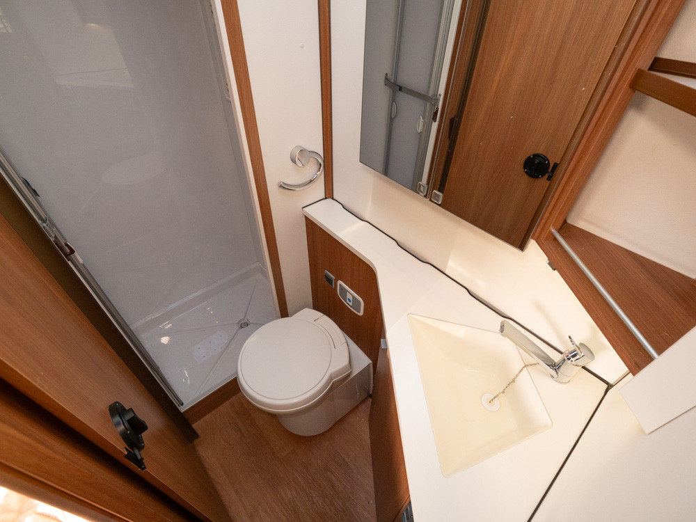 KABE-TM 740 LXL *AC bodel *ALDE *Solcell-(2013)-2981231