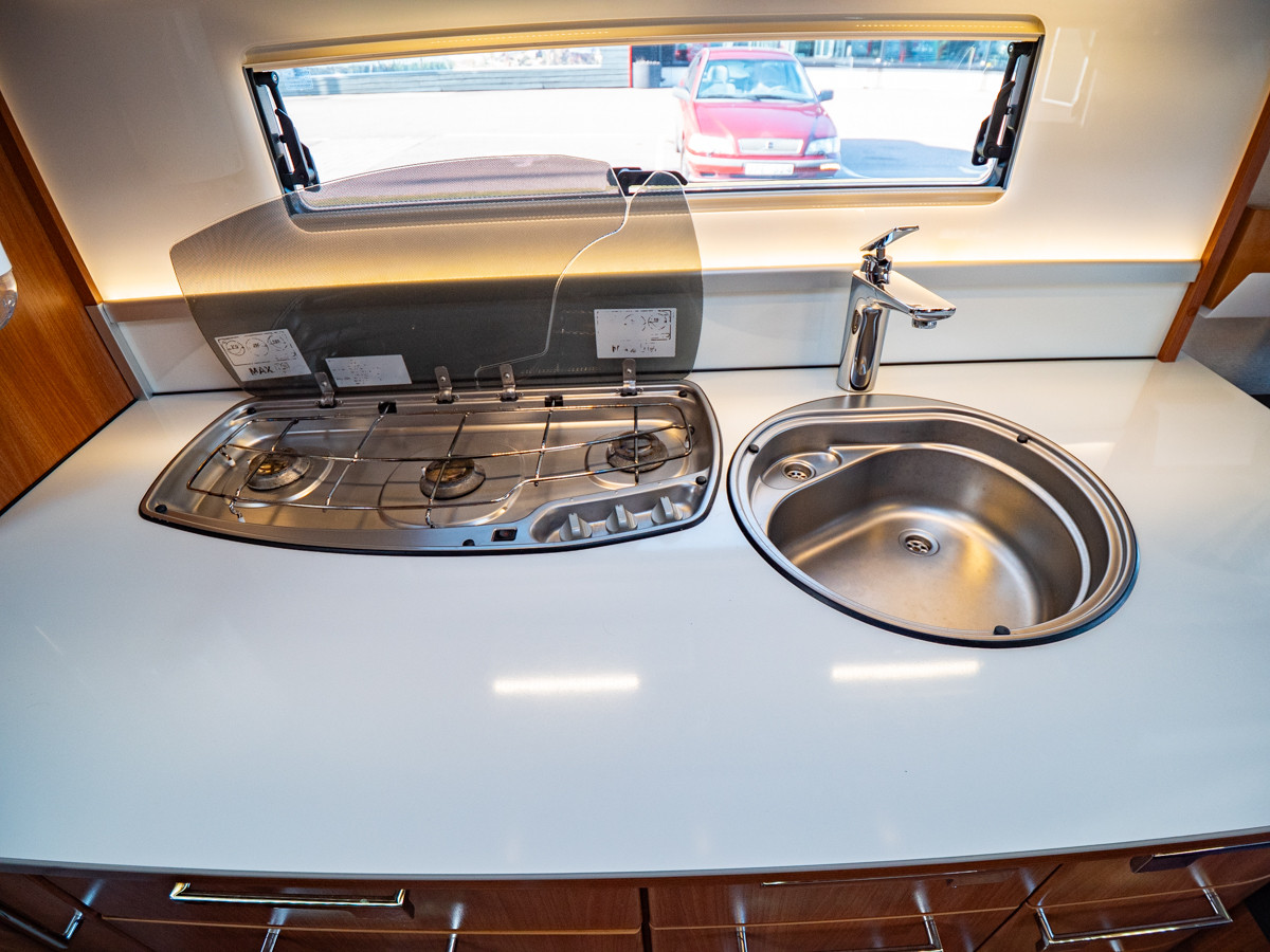 KABE-SMARAGD XL KS *Mover *AC *Dubbelbädd-(2014)-2963852