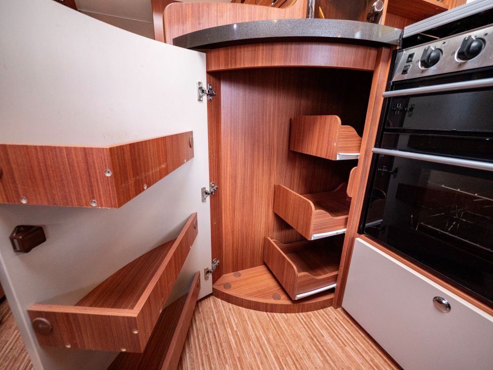 Adria-ALPINA 743 UK *Barnkammare *Alde-(2010)