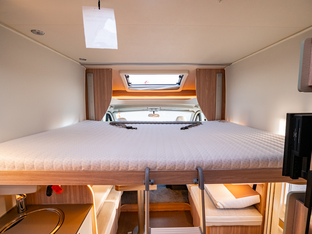 Bürstner-Lyseo 727 *Långbädd *Taksäng *Truma-(2020)
