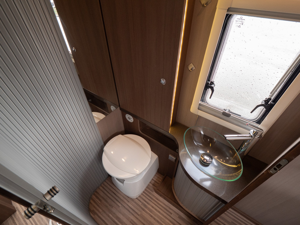 Adria-SUPER SONIC I 701 SC *Alde *Solcell *Kamkedja-(2016)-3003107