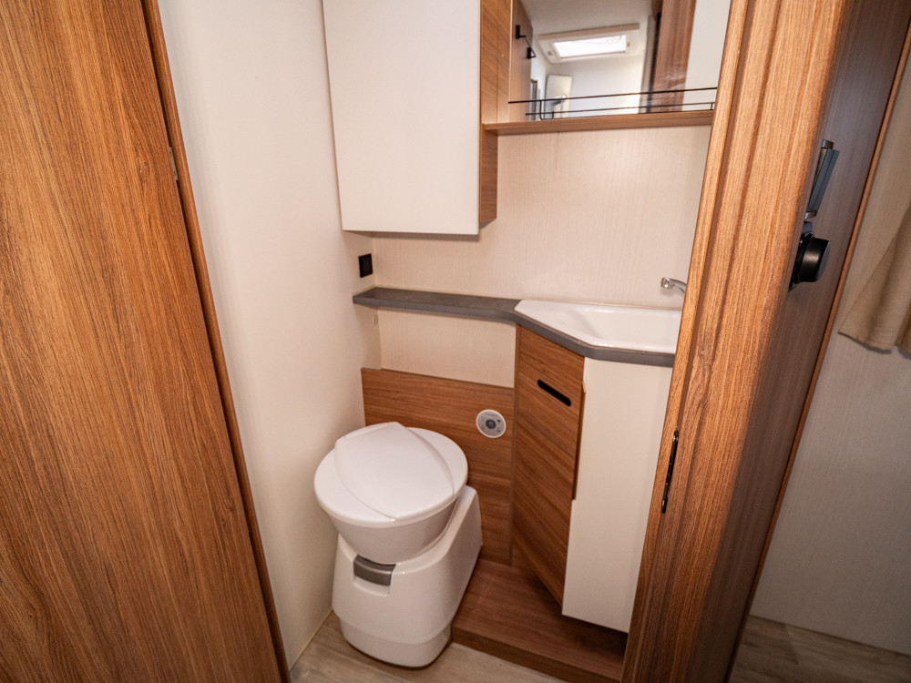 Pilote-Pacific 740 C Evidence *Queenbädd *Automat-(2021)-3009277