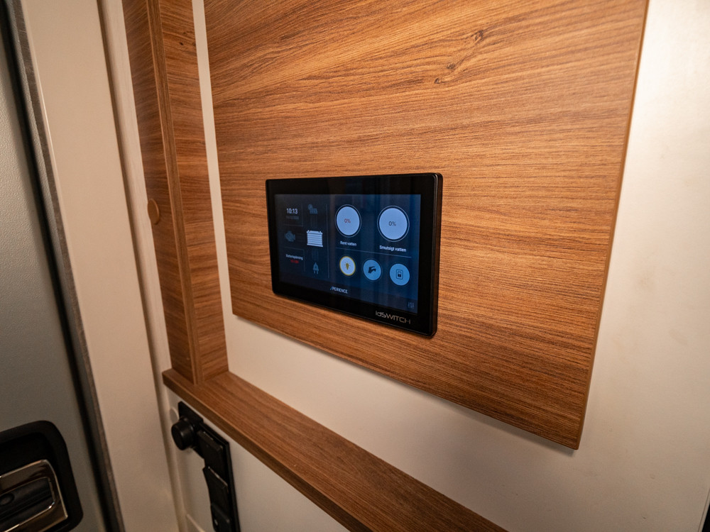 Pilote-Pacific 740 C Evidence *Queenbädd *Automat-(2021)-3009274