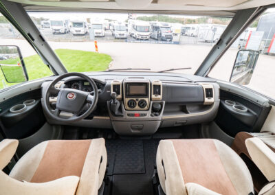 Bürstner-ELEGANCE *Queenbädd *3500kg *Solcell-(2010)-2992662