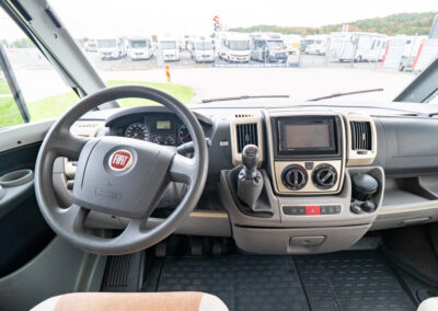 Bürstner-ELEGANCE *Queenbädd *3500kg *Solcell-(2010)-2992663