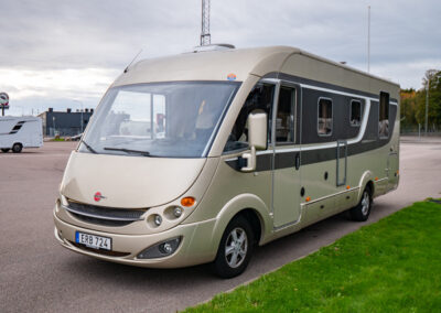 Bürstner-ELEGANCE *Queenbädd *3500kg *Solcell-(2010)-2992667