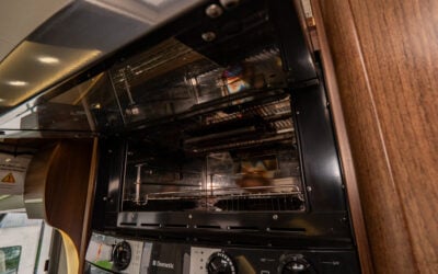 Bürstner-ELEGANCE *Queenbädd *3500kg *Solcell-(2010)-2992649