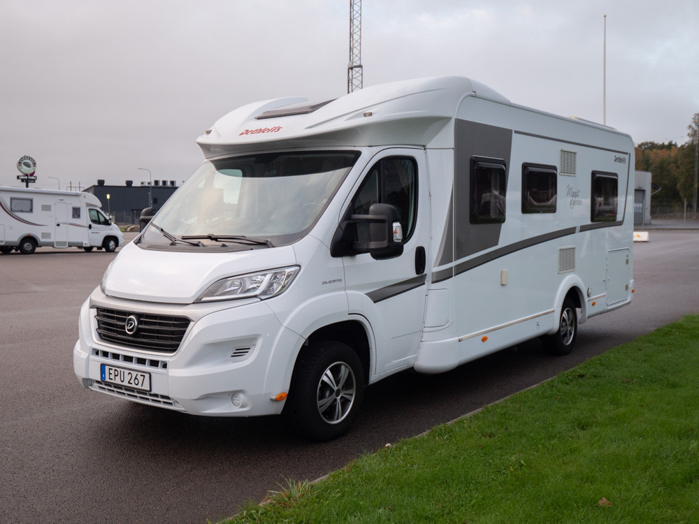 Dethleffs-MAGIC EDITION T *Solcell *B-körkort *Queenbed-(2015)-2985478