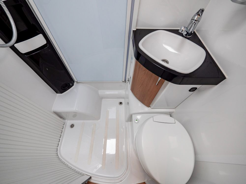 Hobby-T65 GE *Automat *Långbäddar *Solcell-(2021)-2985538