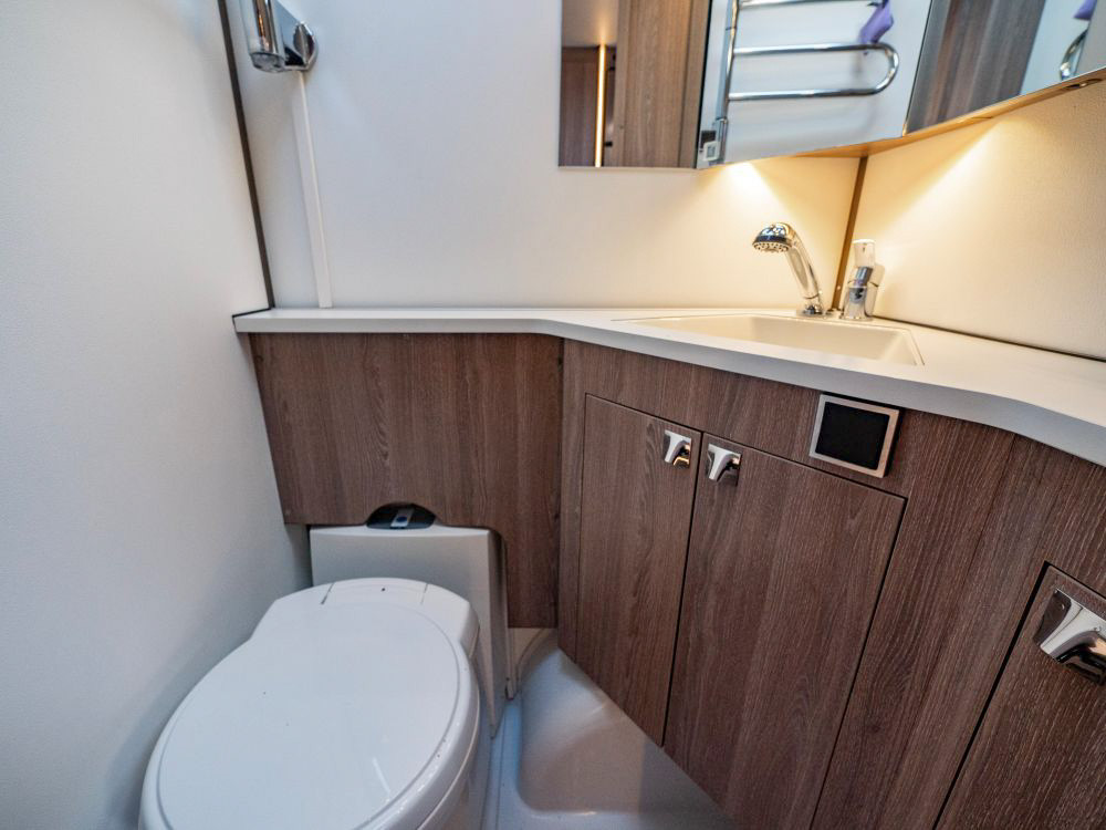 KABE-ROYAL 560 GLE KS *Långbäddar *Solcell *Alde-(2015)-3001528