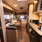 Hobby-HOBBY 490KMF DELUXEEDI *Barnkammare *Truma-(2021)-3001532