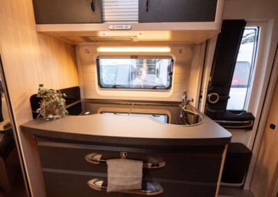 Hobby-HOBBY 490KMF DELUXEEDI *Barnkammare *Truma-(2021)-3001535