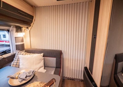 Hobby-HOBBY 490KMF DELUXEEDI *Barnkammare *Truma-(2021)-3001540